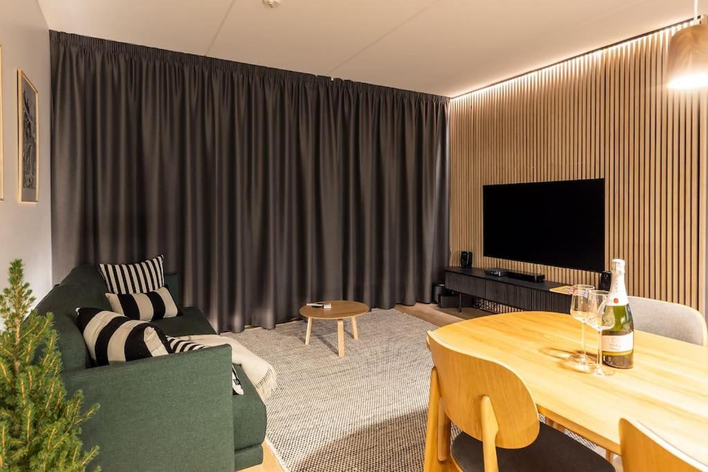 Luxury Forest Apartment ロヴァニエミ エクステリア 写真